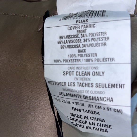 1-NWT CELEBRITY HOME MARBLED
DECORATIVE PILLOWS (Read description for details) - Picture 17 of 17